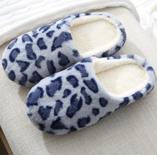 Ultra-Soft Leopard Print Indoor Slippers